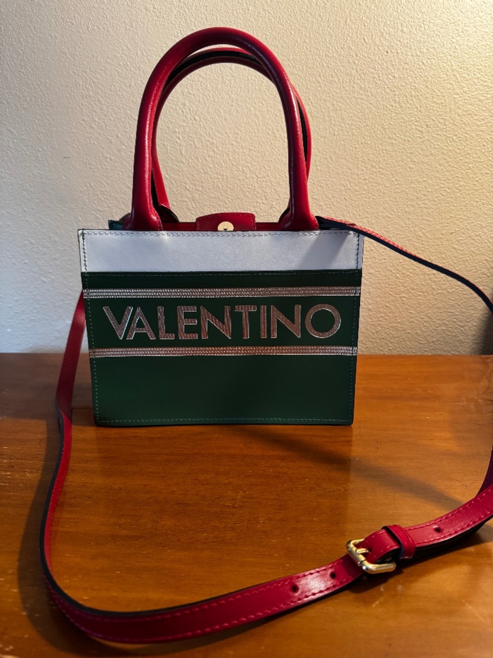 Valentino Marie Lavoro Gold